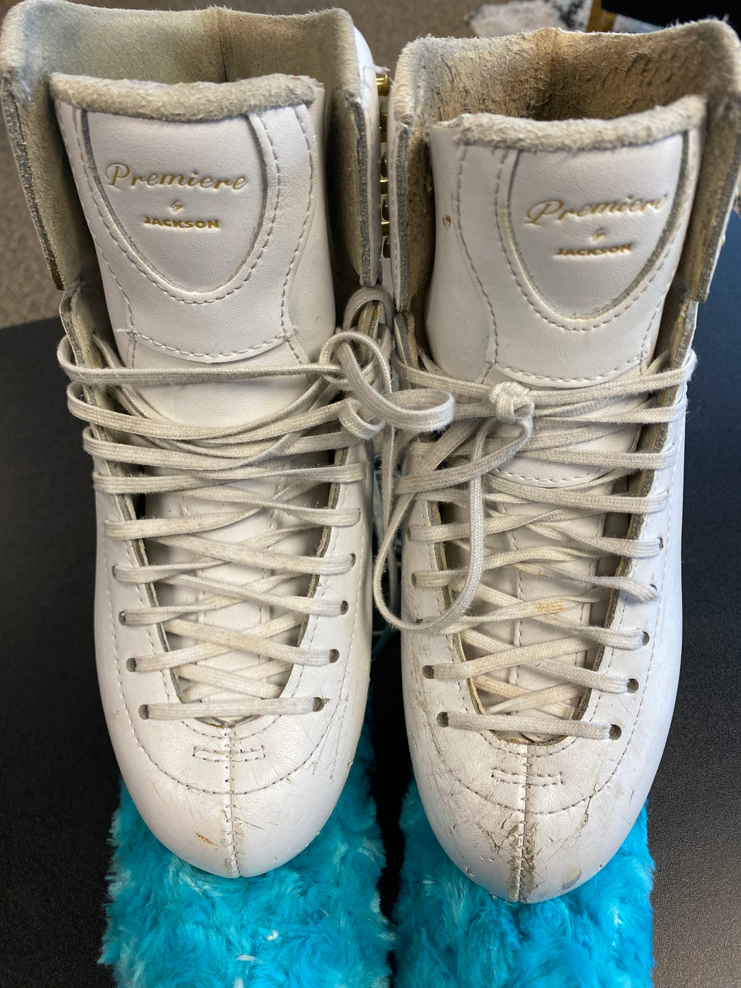 Jackson Premiere Figure Skates – Size 4C (consignment)