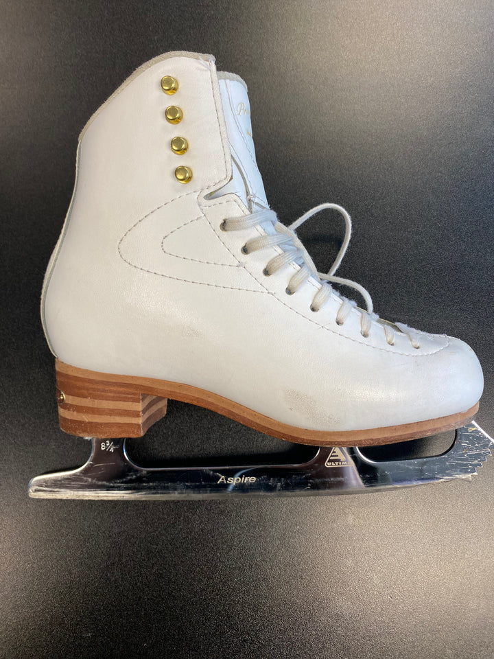 Jackson Premiere Figure Skates – Size 4C (consignment)